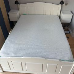 king size bed and mattress