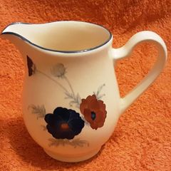 keltcraft ( arklow Pottery) milk jug