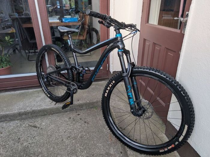 Mountain Bike 2021 Giant Trance 2 29er (Large)