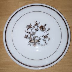 Vintage 1970's Pyrex Brown Vine pattern white Glass  Dinner Plate, D 25 cm