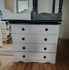 Chest of drawers + 2 side tables