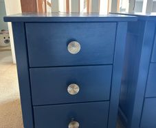 Bedside lockers