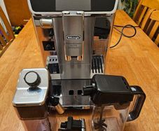 De'Longhi Primadonna Elite Experience Premium Coffee Machine