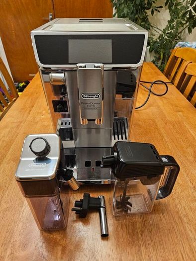 De'Longhi Primadonna Elite Experience Premium Coffee Machine