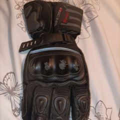 motorcycle gloves richa 25 euro paid 80 size large