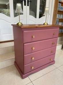 Pink Chest of drawers