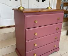Pink Chest of drawers