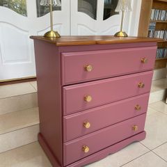 Pink Chest of drawers