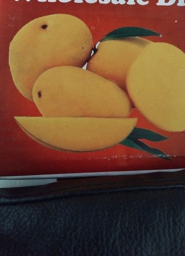 Fresh mangos