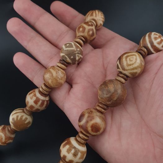 Burmese Antique Pumtek Pyu 18-19 mm Beads Necklace 24 inches