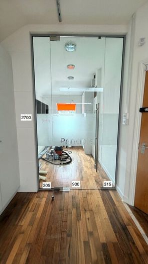 Glass Doors and Side Walls