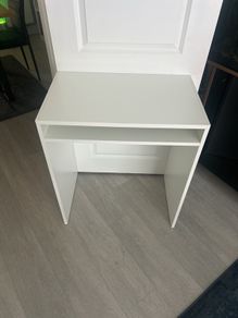 Kids desk