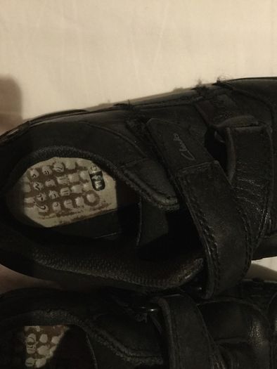 Boys black Clark shoes Size 11.5G