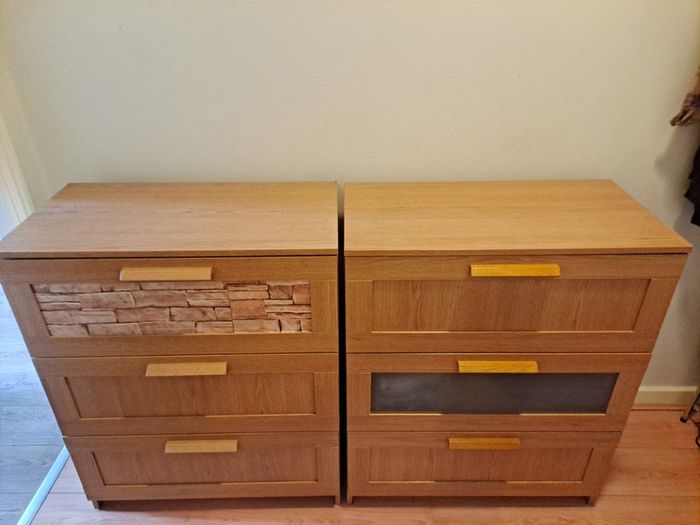 chest of drawers