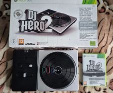 DJ Hero 2 Turntable Bundle Xbox 360 CIB Complete in Box