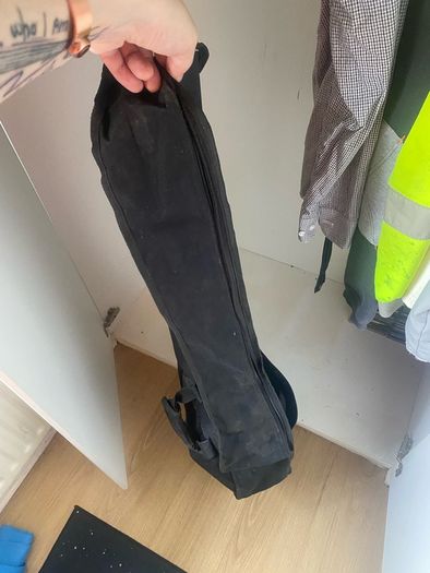 Acoustic guitar bag