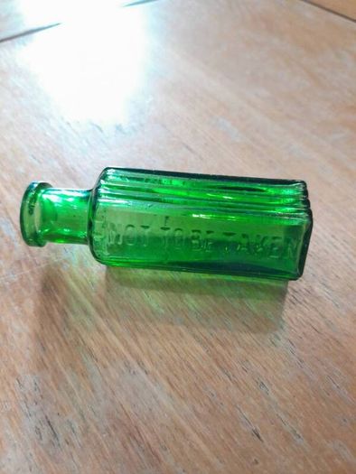 Antique Miniature Green Glass Poison Bottle. Victorian 1/2 oz Size (70mm) NOT TO BE TAKEN.