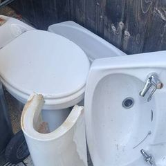Toilet Hand-basin & Shower tray