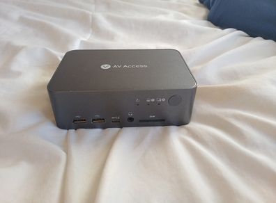 KVM laptop and desktop switch