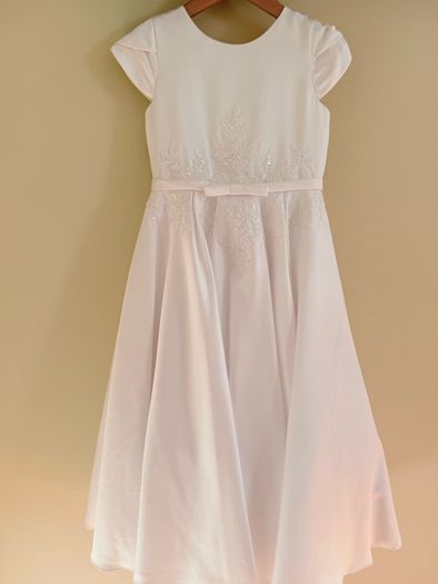Sarah Louise Communion / flower girl  Dress size 7 years with tights