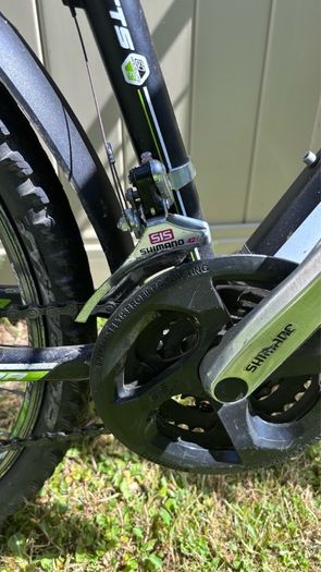 1 x Gents 1 x Ladies Merida Matts 10 Mountain bikes
