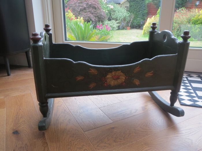 Vintage/Antique Wood Rocking Doll Cradle