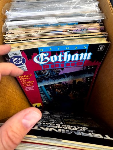 DC Long Comic Box w 250 comics for Sale (2)