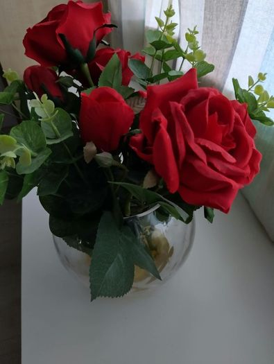 Decorative roses
