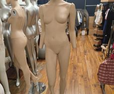 3 FREE Mannequins