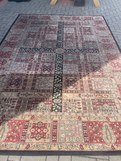 Rug