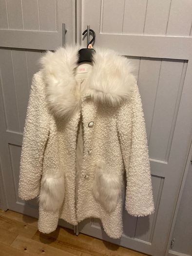 Beautiful Coat, Brand New, never worn, size 16