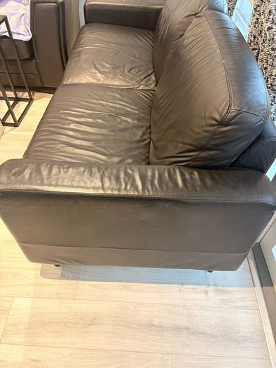 3 seater bleack leather sofa