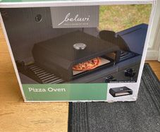 Pizza oven