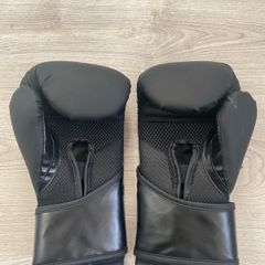 Boxing  gloves 8oz Elite