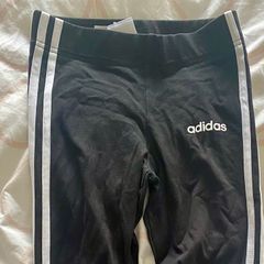Adidas black leggings size 9-10 y