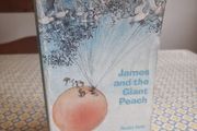 James and the Giant Peach (Paperback)