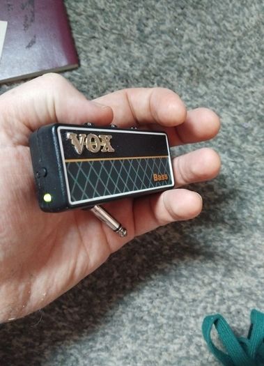vox bass mini speaker