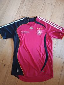 Jersey Germany 2006 Medium in good condition