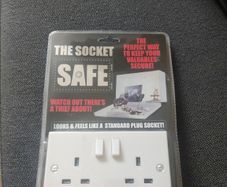 Socket safe