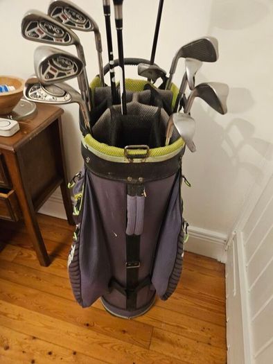 Taylormade G15 Set Of Golf Clubs Plus Driver,5 Wood-3 Wood Plus Putter.