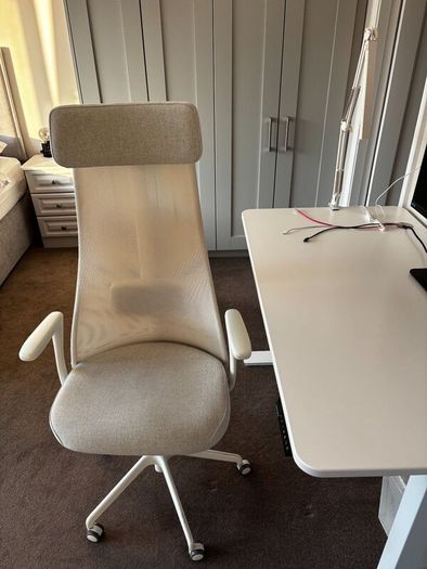 Autonomous SmartDesk  Electric Standing Desk