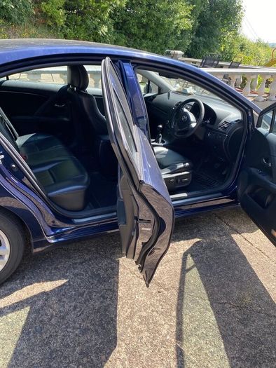 Toyota Avensis 2010