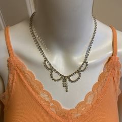 Sparkling silver tone necklace