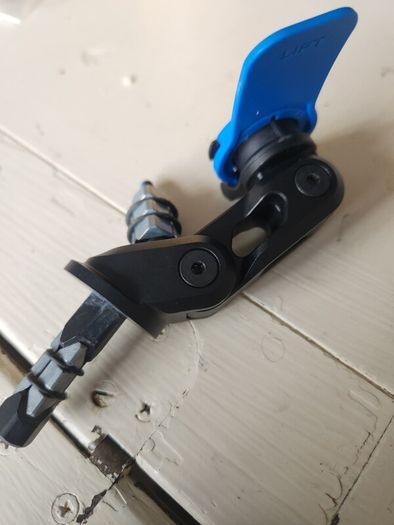 quad lock