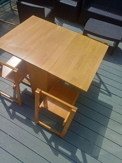 Dining table with chairs