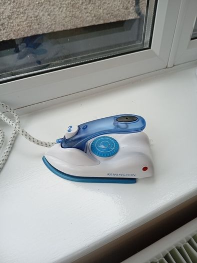 travel iron