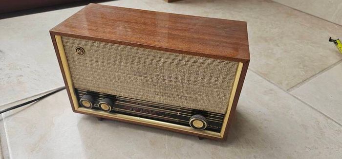 Vintage PYE  radio
