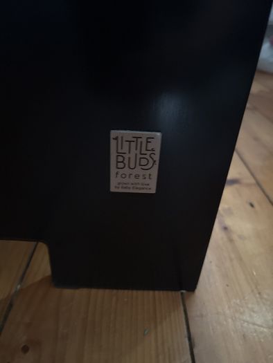 baby cot