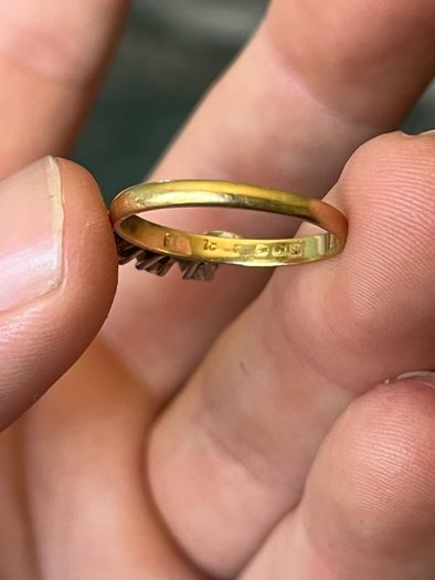 18k Engagement ring