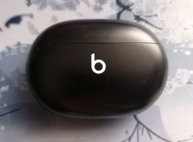 Beats Studio Buds